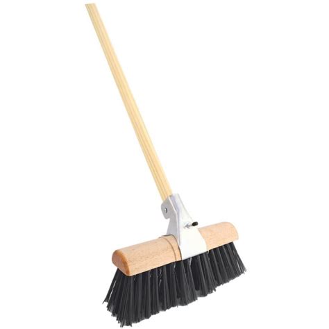 Stiff Heavy Duty Yard Brush Saddle Back Farmers Brush Broom Stiff PVC – The Dustpan and Brush Store