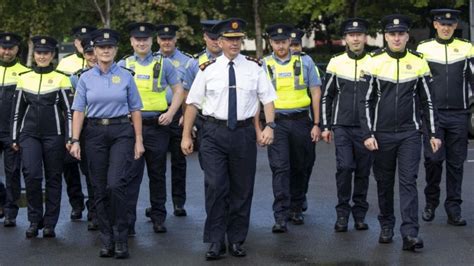 Gardaí begin wearing new uniforms from today