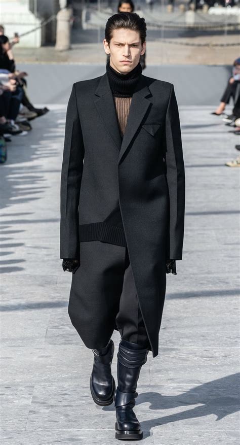 BOTTEGA VENETA by DANIEL LEE Fall 2019 Menswear Look #22 featuring ...