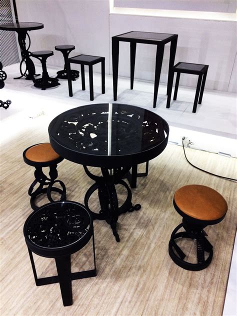 Handcrafted METAL Round Table(Circle Decor), Circular Table, Home ...