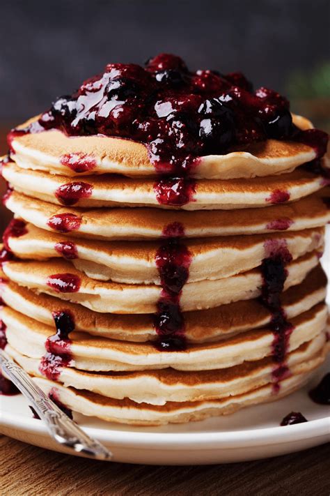 25 Best Pancake Toppings - Insanely Good