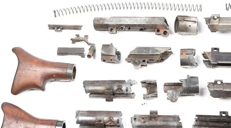 Lot Detail - MG-34 MACHINE GUN PARTS KIT WITH NUMEROUS CUT RECEIVER PIECES.