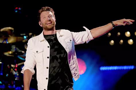 Brett Eldredge Announces 2022 Songs About You Tour