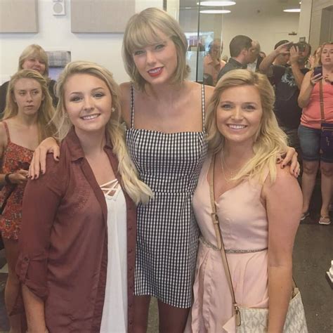 diagon-alli: “Taylor with fans today at the Country Music Hall of Fame in Nashville! ” Taylor ...