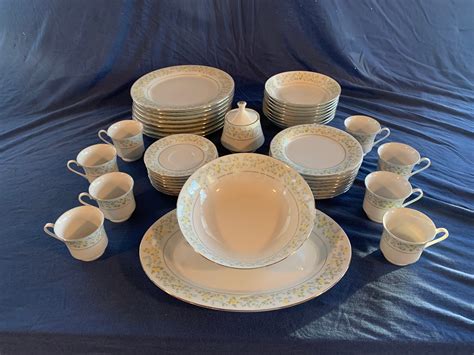 Crown Ming Fine China Jian Shiang, Spring Garden, 43-piece Set service for Eight - Etsy