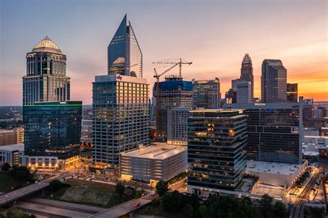 Sunrise Skyline : Charlotte