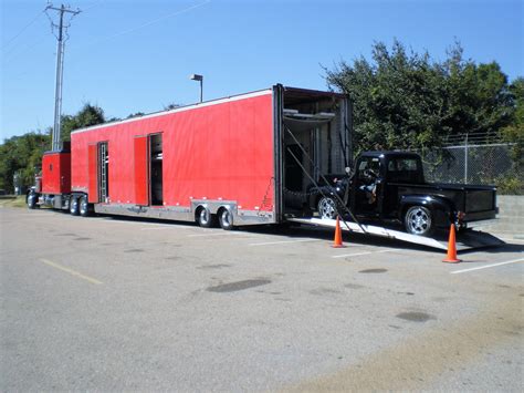 Enclosed Auto Transport | San Antonio Auto Transport, Auto Haulers and Car Transport