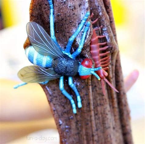 Creepy Crawly Slime Recipe for Kids - Fun-A-Day!