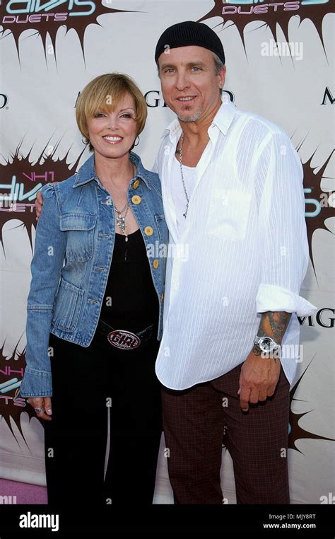 Pat benatar husband hi-res stock photography and images - Alamy