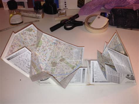 Inspiring structure of folding map Folded Maps