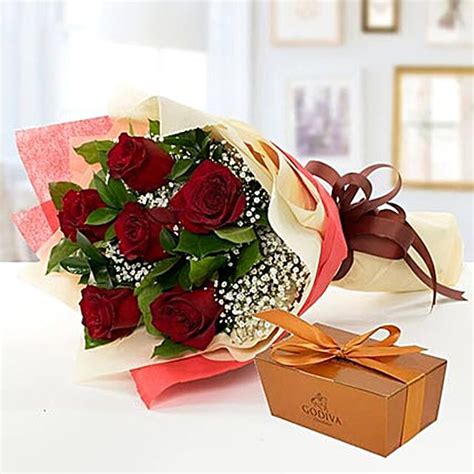 6 Red Roses and Godiva Chocolate Combo KT kuwait | Gift 6 Red Roses and Godiva Chocolate Combo ...