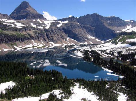File:Glacier National Park Hidden Lake overview 20060703.jpg - Wikimedia Commons