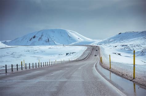 - Iceland 24 - Iceland Travel and Info Guide : Christmas in Iceland. The best winter holidays!