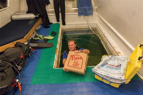Jules Undersea Lodge Underwater Pizza Delivery | Underwater … | Flickr