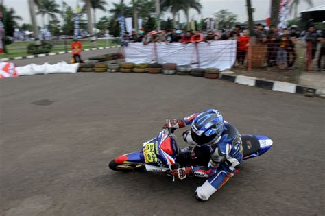 YCR 2013 CIMAHI 2 - Gilamotor