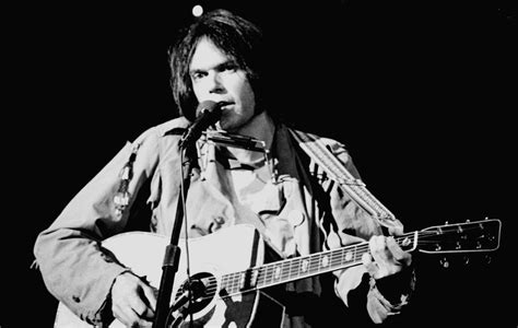 Neil Young announces previously unreleased live album 'Tuscaloosa'