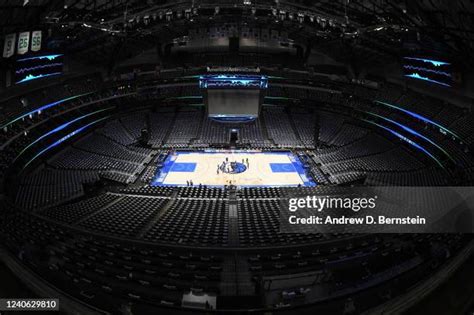 Mavericks Stadium Photos and Premium High Res Pictures - Getty Images