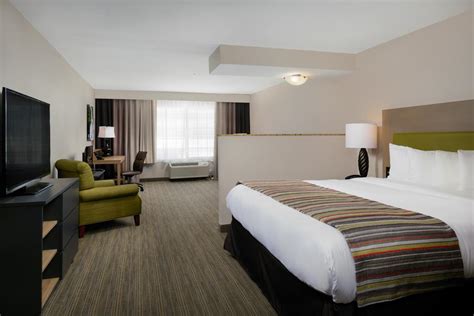 Cheap Hotels near Portland Airport - Deals up to 60% off