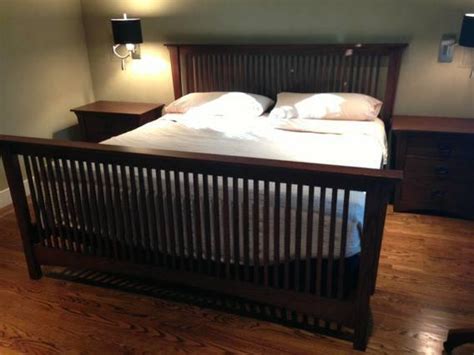 Mission style bed frame and matching night stands - solid oak - for ...