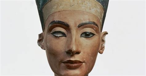 Has tomb of Tutankhamun's mother Queen Nefertiti finally been found? | Queen nefertiti ...