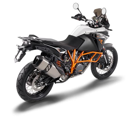 Motorrad Vergleich KTM 1190 Adventure R 2013 vs. CFMOTO Terralander 800 V2 EFI 4×4 2012