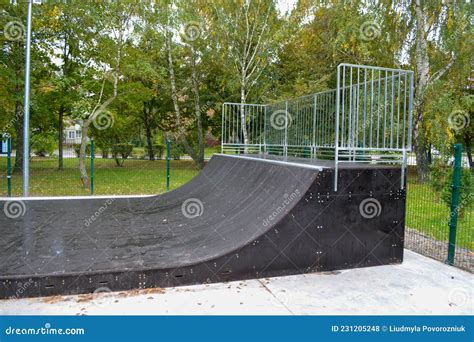 Skatepark Ramps in the Park on Autumn Stock Photo - Image of happiness, outdoor: 231205248