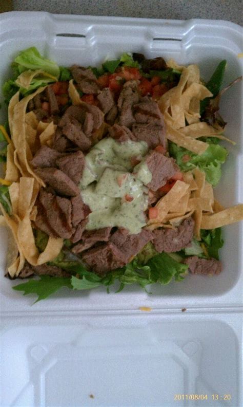 Wahoo's Carne Asada Salad from Wahoo's Fish Taco | SecretMenus