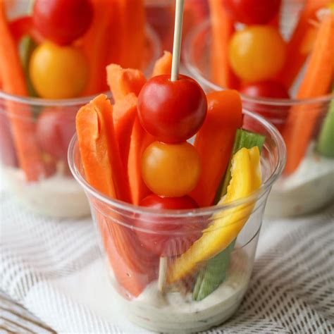 Veggie Cups {Party Perfect!} | Lil' Luna