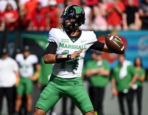 Marshall vs Coastal Carolina Prediction Game Preview - College Football News | College Football ...