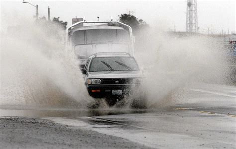 Making a splash in Port Angeles’ wet weather | Peninsula Daily News