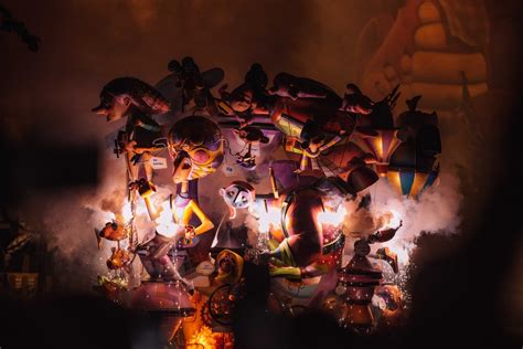 The Ultimate Guide to Las Fallas Festival in Spain – Travel for Bliss