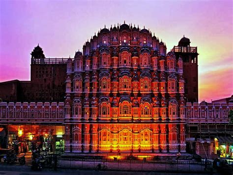 10 FAMOUS MONUMENTS IN INDIA | News