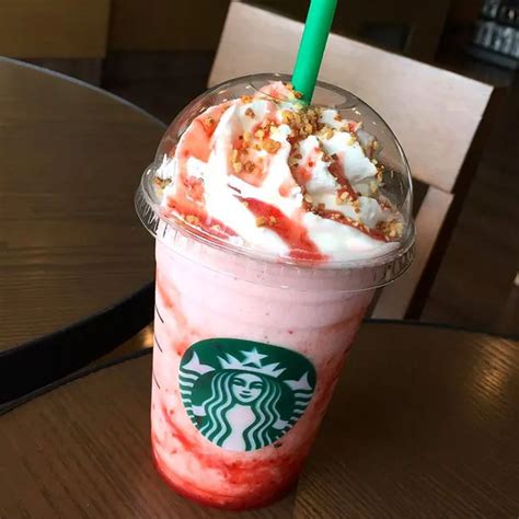 Starbucks Strawberry Cheesecake Frappuccino Recipe With Video - The ...