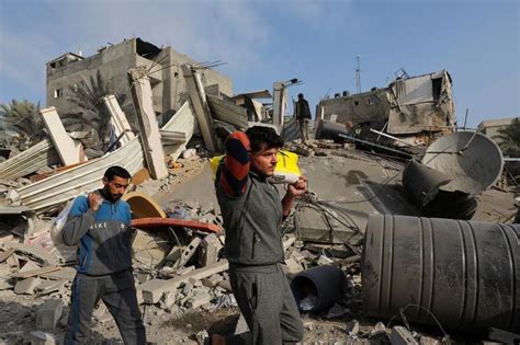 Why the displacement of Palestinians in the Gaza war worries the UN and ...