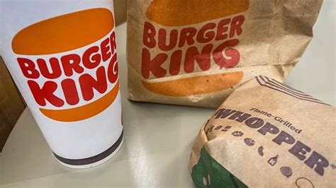 Burger King Facing Lawsuit for Allegedly Making Whopper Look Bigger in ...