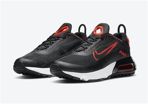 Nike Air Max 2090 Black Chile Red CJ4066-004 Release Date - SBD