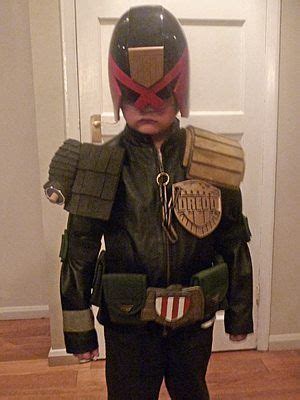 17 Best images about Dredd Costume on Pinterest | How to work, Armors and Cosplay armor