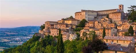 Todi Travel Guide | Tuscany Now & More