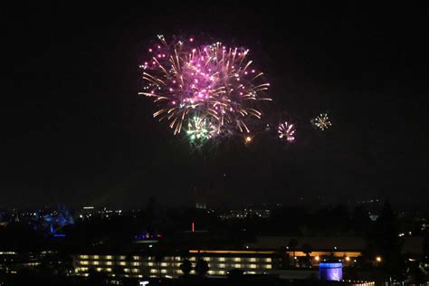 This new rooftop bar in Anaheim is the best place to watch Disneyland fireworks