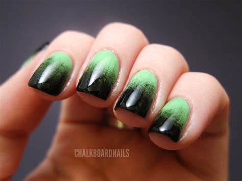 Festive Green Gradient | Chalkboard Nails | Phoenix, Arizona Nail Artist