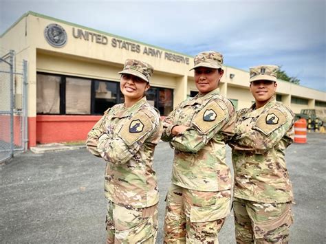 U.S. Army Reserve-Puerto Rico highlights contributions of female ...