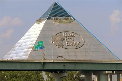 The Memphis Pyramid | Amusing Planet