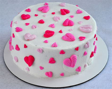 Beki Cook's Cake Blog: Valentine's Buttercream Heart Cake