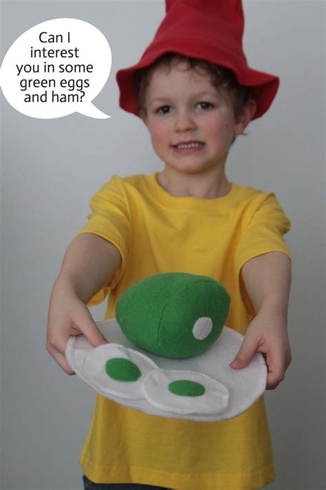 Easy DIY Green Eggs and Ham costumes for Dr. Suess day - It's Always Autumn