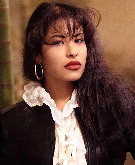 29+ selena quintanilla hairstyles - PerditaEneas