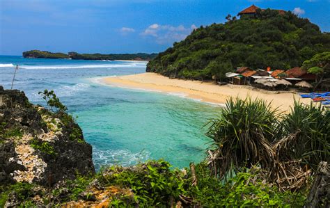 Pantai Ngandong Wisata Tersembunyi di Gunungkidul DI Yogyakarta ...