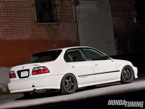 Honda Civic Vi-Rs Photo Gallery #1/9