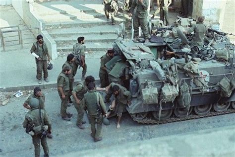 The First Lebanon War, 1982, IDF M113 ambulance Israeli Defence Forces, Lebanese Civil War ...