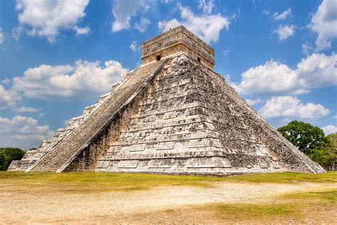 Temple Of Kukulkan At Chichen Itza Photograph by Mark E Tisdale