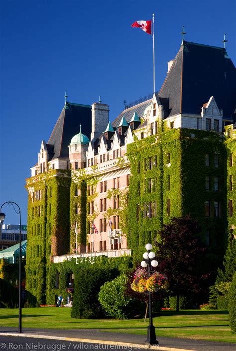 Victoria, Canada | Photos by Ron Niebrugge